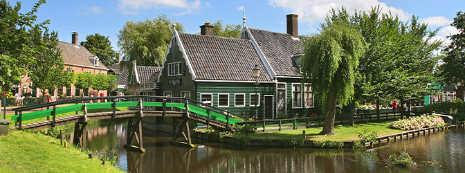 672 x 250 Giethoorn