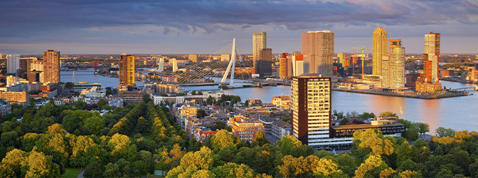 672 x 250 Skyline Panorama Rotterdam