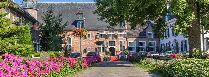 672 x 250 Kasteel Coevorden exterieur pand
